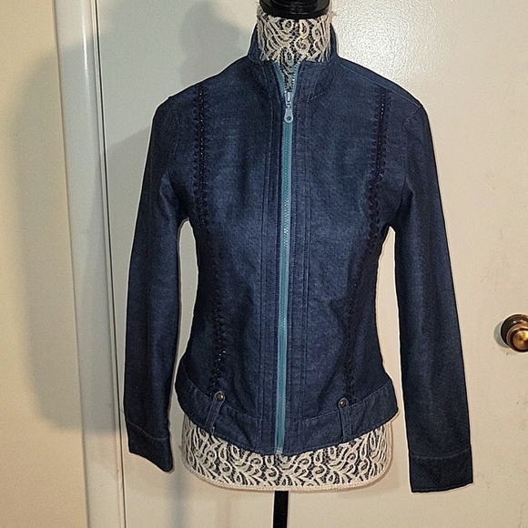 CC Club Classic Denim Jacket Embroidered Zippered Front Bodycon Sexy Contemporar - Picture 1 of 6